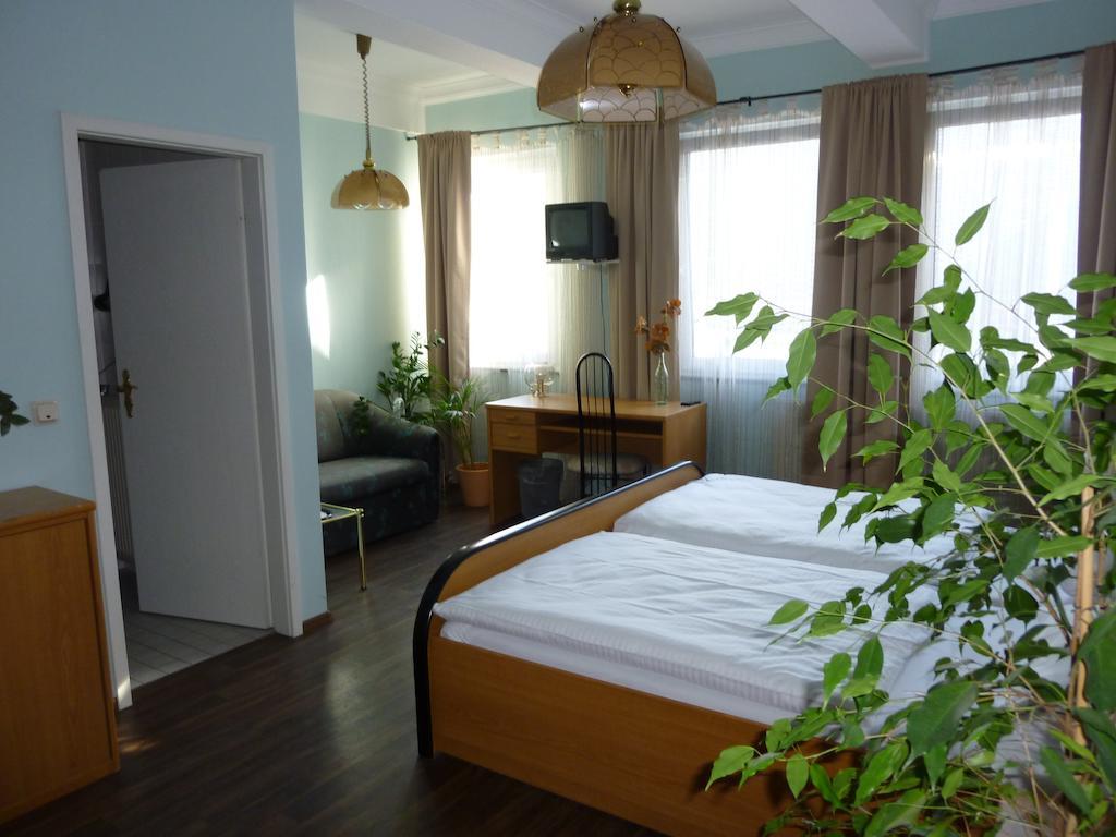 ايدار أوبرستاين Achathotel Zum Schwan الغرفة الصورة